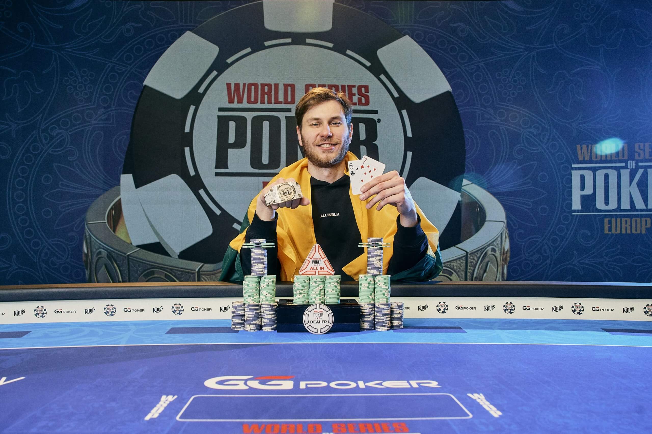 Bild von Marius Kudzmanas bei seinem WSOP Sieg 2026